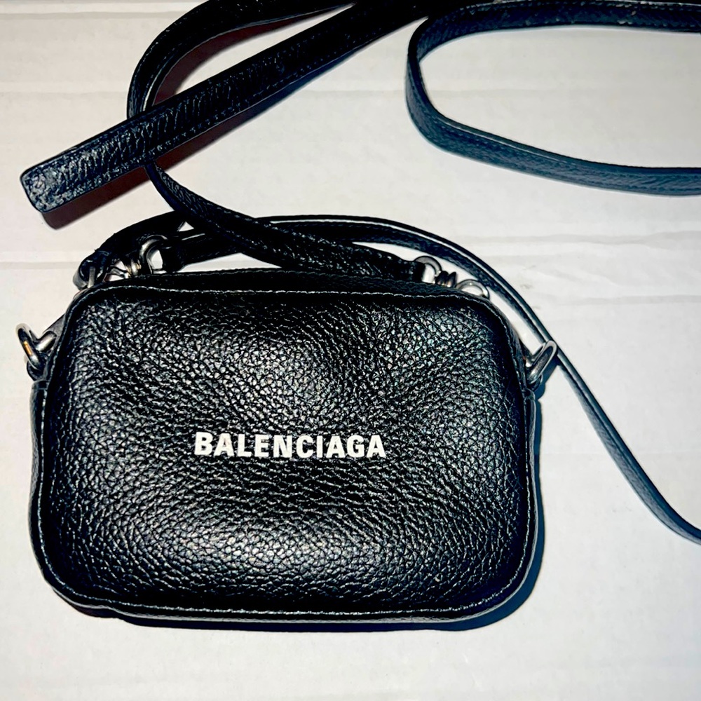 Balenciaga xs everyday camera bag